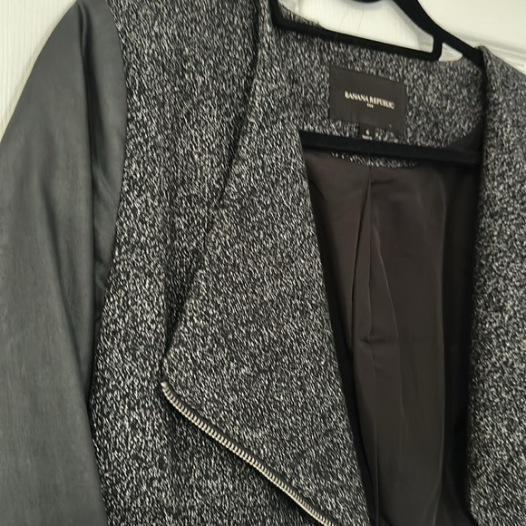 Women’s Jacket - Picture 2 of 2